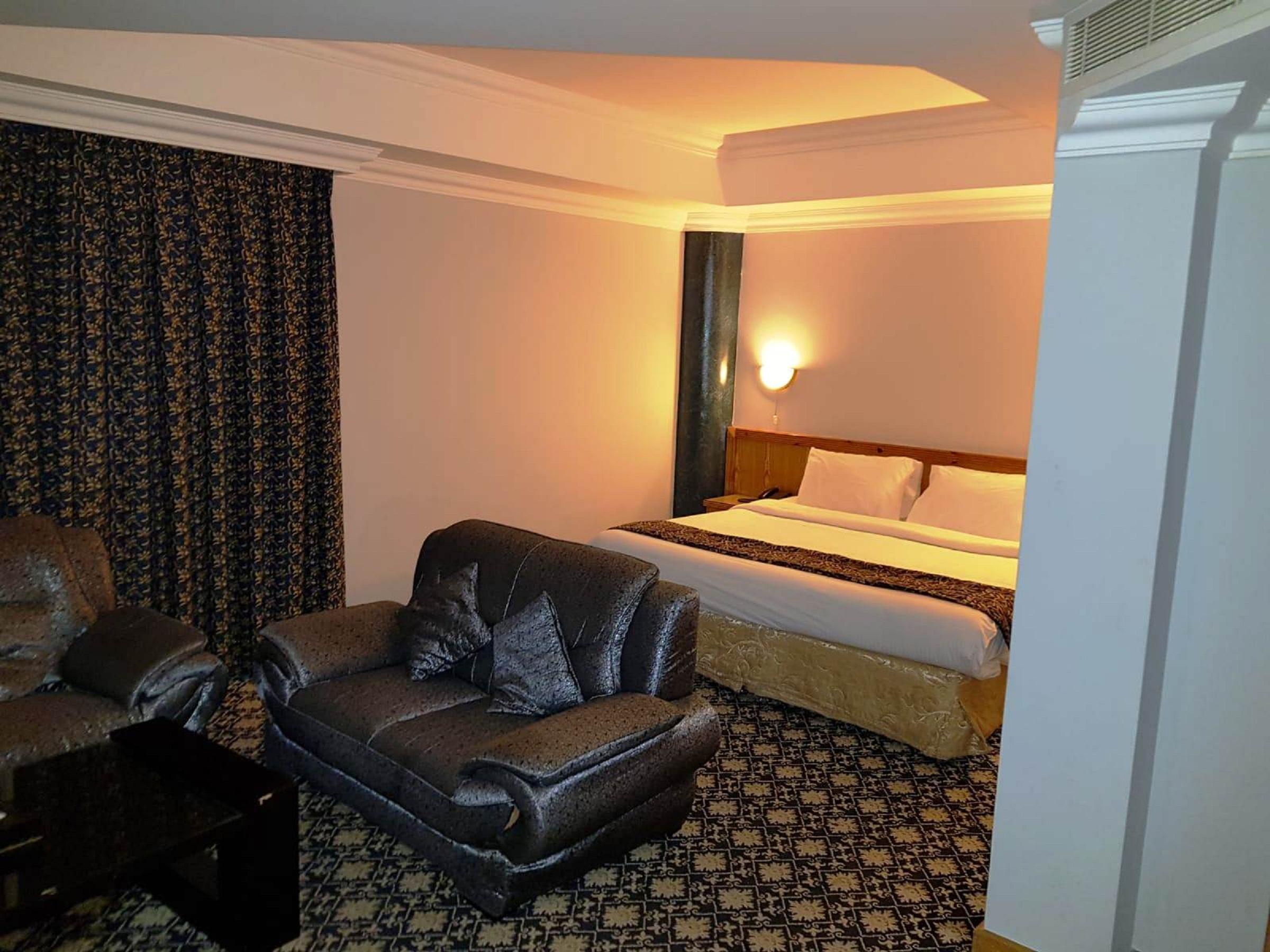 Phoenicia Tower Hotel And Spa Manama Exterior foto